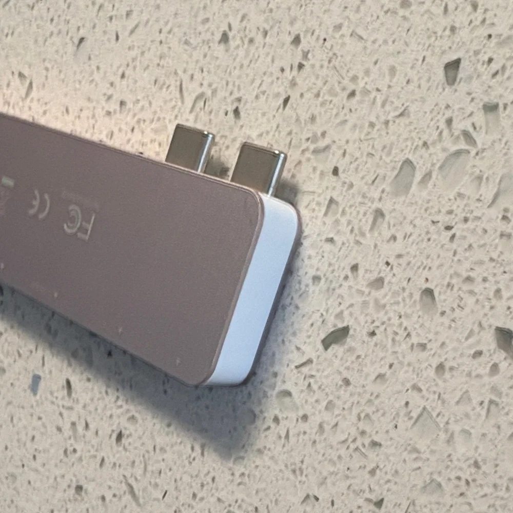 Silver Power Adapter for Tablets